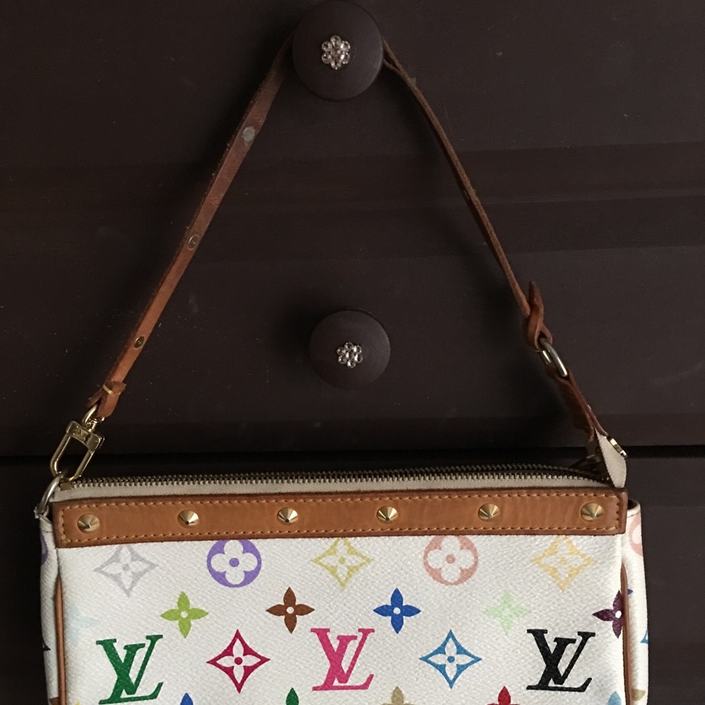 SOLD - Picture 2 of 7